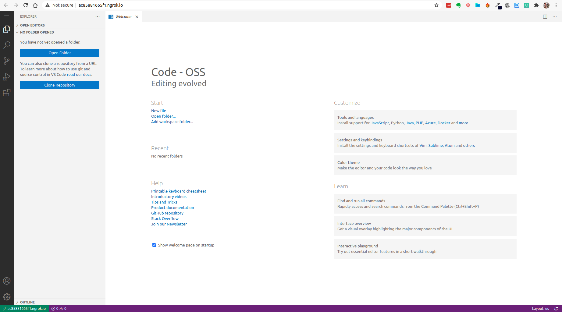 Giao diện VS Code trên Colab